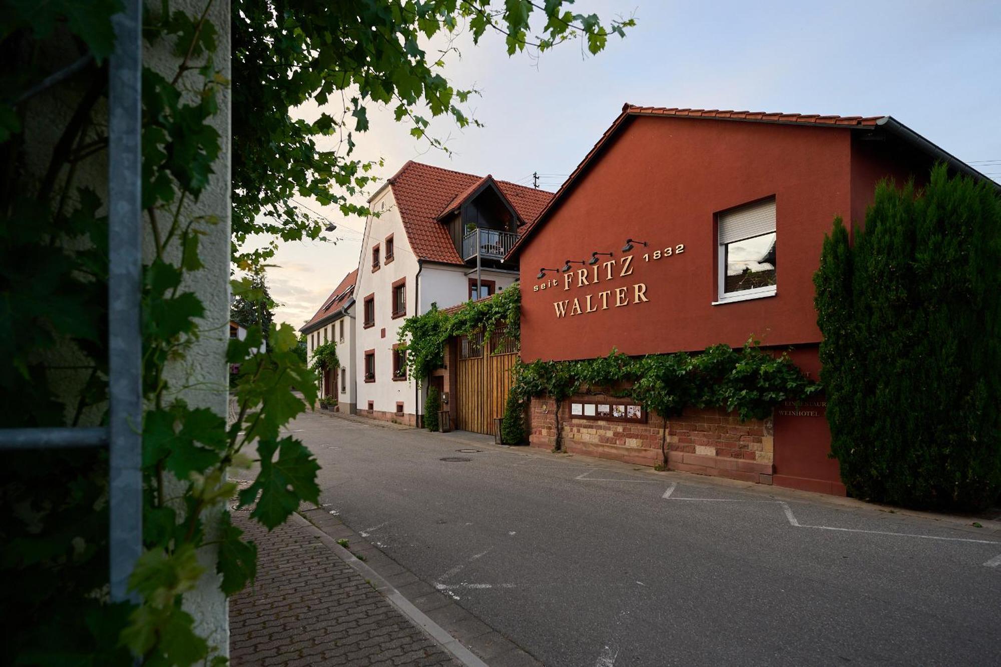 Weinhotel Fritz Walter Niederhorbach Extérieur photo